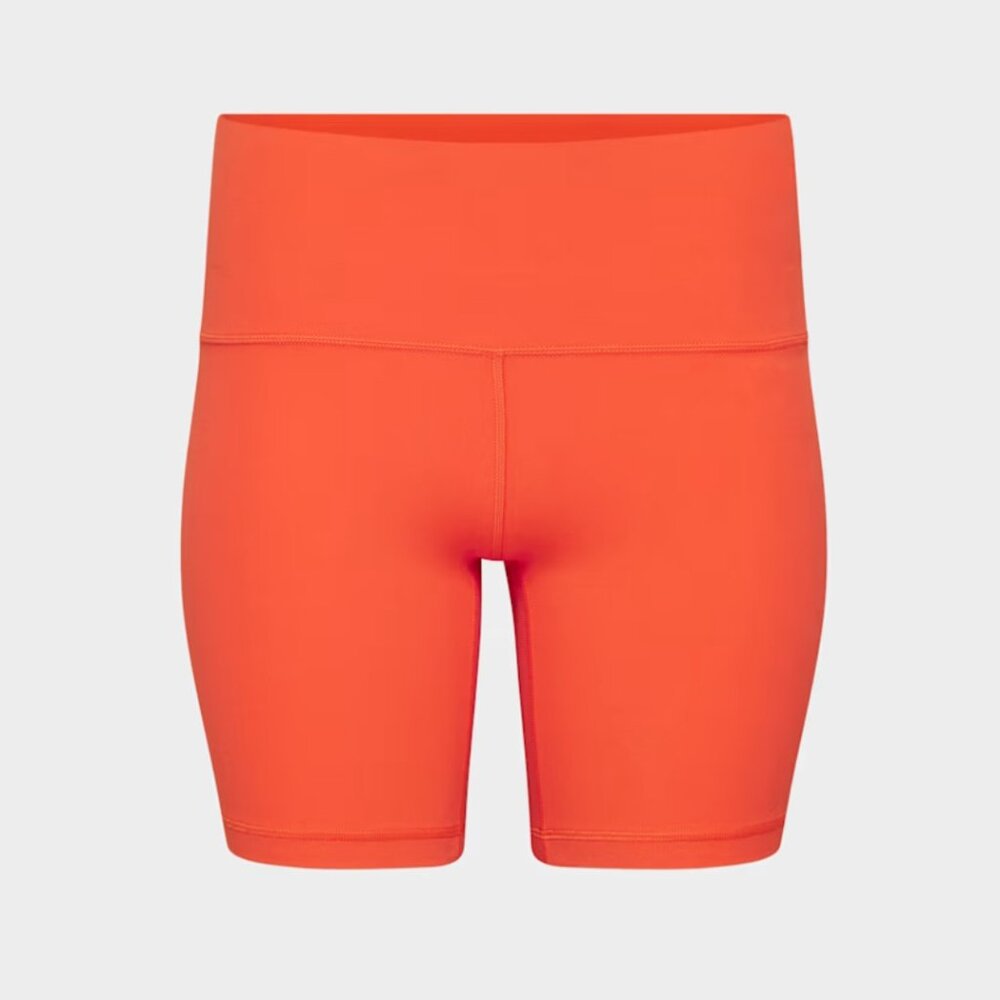 NWT Aritzia GOLDEN BUTTER Cheeky Hi-Rise Red 7" Shorts 2
